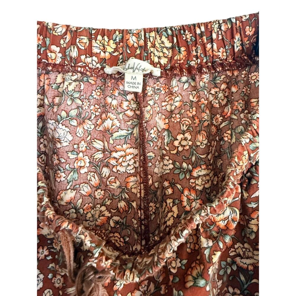 BlueVelvet Floral Pants Size M - Picture 8 of 8